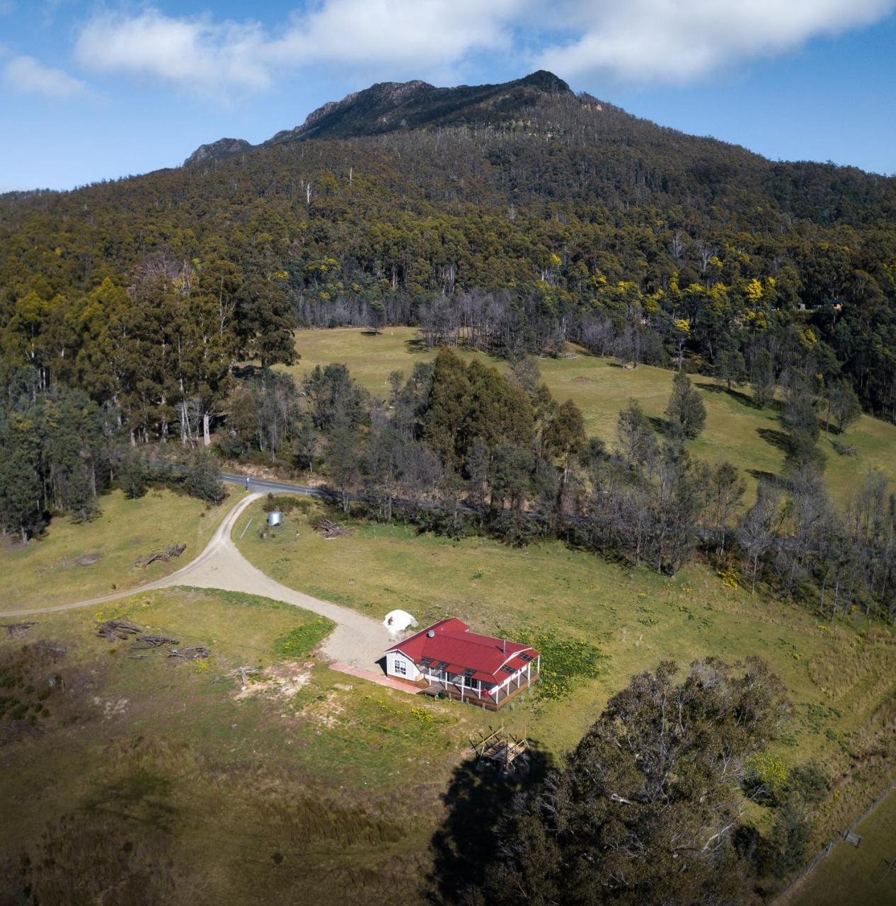 Mountain Blue Guest House Deloraine Exteriör bild